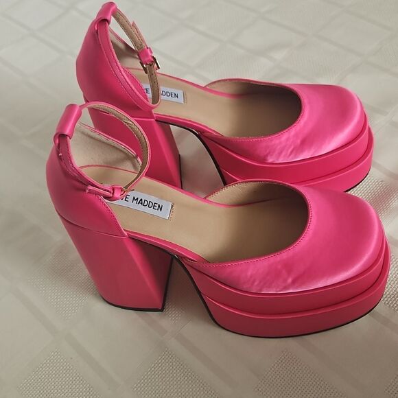 Steve Madden Pink Tamy Platform Heels - Picture 1 of 16